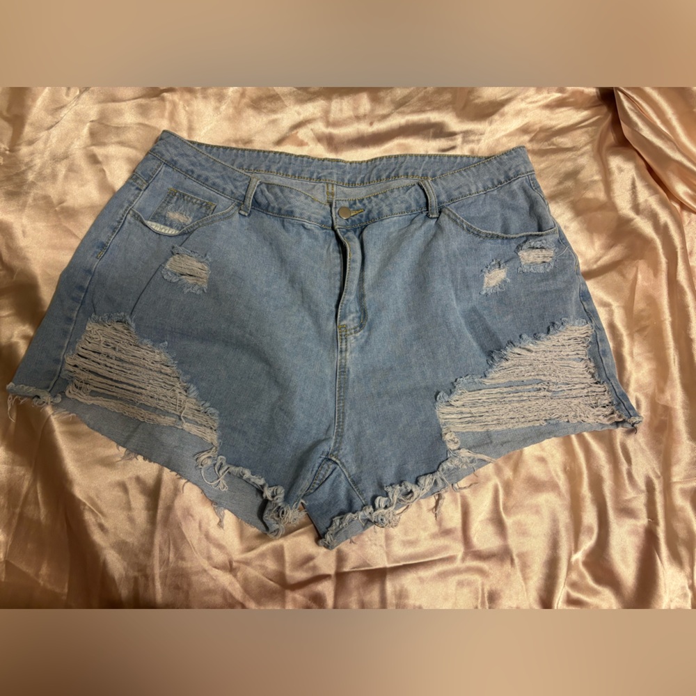 Ripped jeans shorts